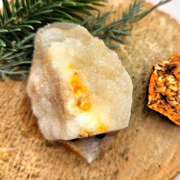 Adorable Crystal Cluster Hand Carved Cute Big Hedgehog Figure - Picture 5 of 10